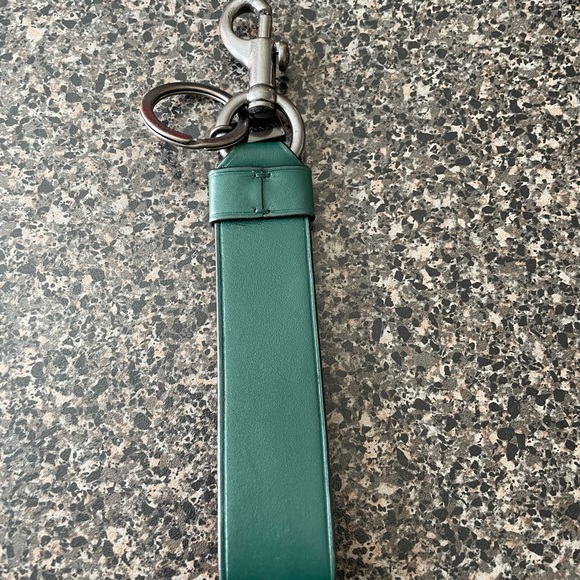 Beautiful Coach leather keychain only worn once. Grab it ladies for the holidays - Picture 2 of 5